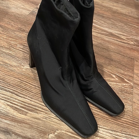 Stuart Weitzman Black Microfiber Fabric Stretch Boots size 8.5 - Picture 6 of 12